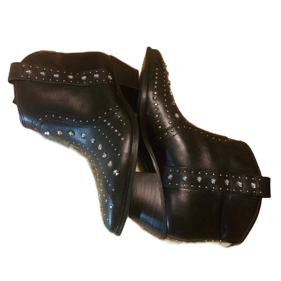 Sam Edelman - Brian Black Leather Studded Bootie - Picture 7 of 9